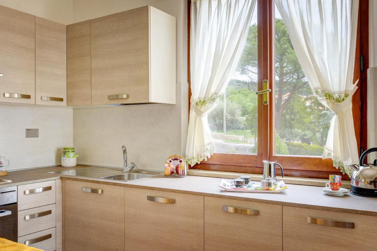 Appartamento Luisa - Vista Lago Passignano sul Trasimeno Exterior foto