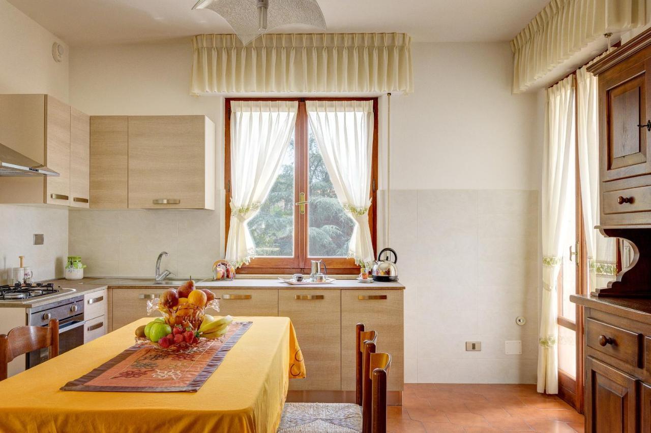 Appartamento Luisa - Vista Lago Passignano sul Trasimeno Exterior foto